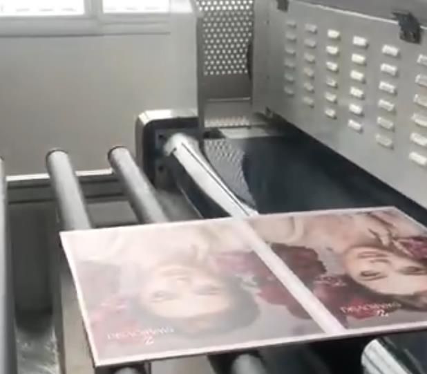 泰上機械廣告板UV涂裝生產線