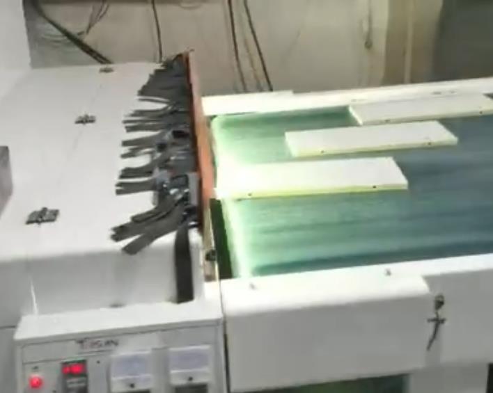 泰上機械三胺衛浴激光白底生產線